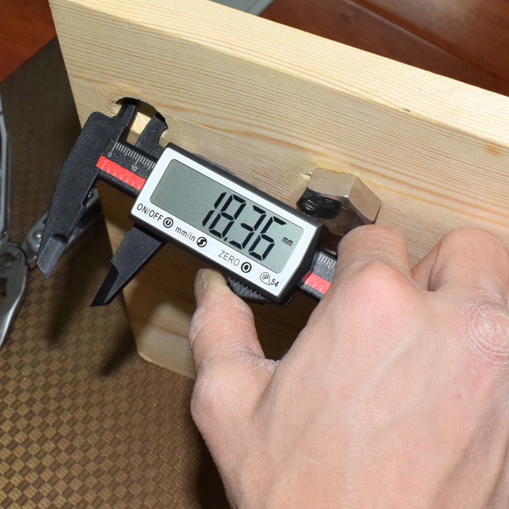 Touch Digital Caliper Carbon Fiber Ruler Extra Large LCD Screen Inch/Metric Conversion 0-6 Inch/150 mm Measuring Tool 