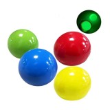 24G /6.0cm Filler 10 PCS Targetball Decompression Vent Ball Parent-Child Interactive Children Toys Luminous Top Sticky Wall Sticky Ball (Random Color)