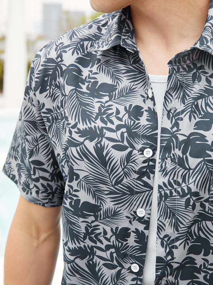 Mens All Over Plant Leaf Print Holiday Short Sleeve Shirts